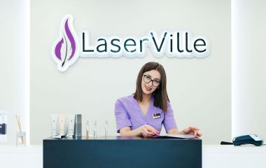 Чоловіча лазерна епіляція голови: як це працює, скільки коштує і що потрібно знати